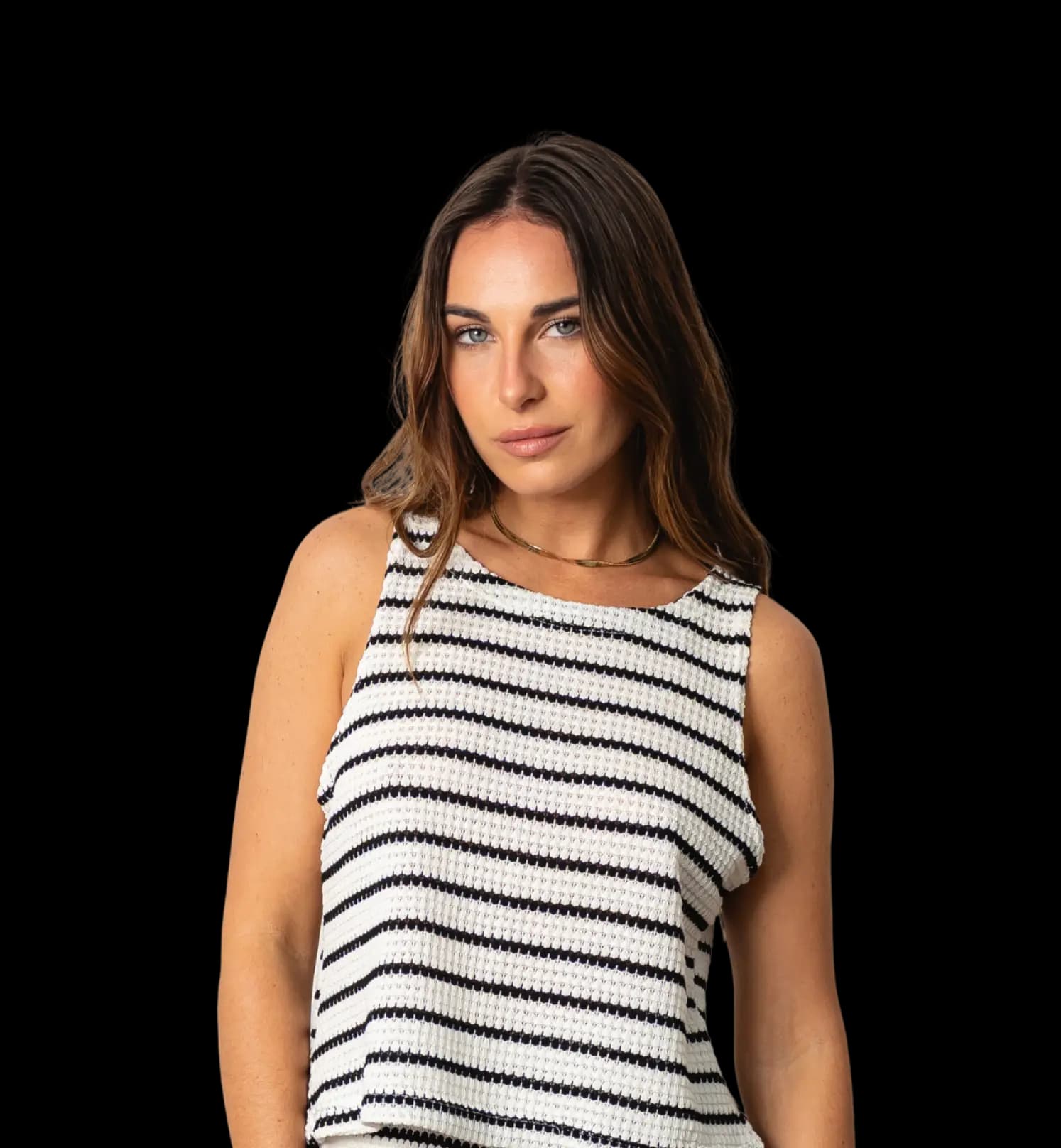 Modelo con conjunto de la colección Spring Summer '27