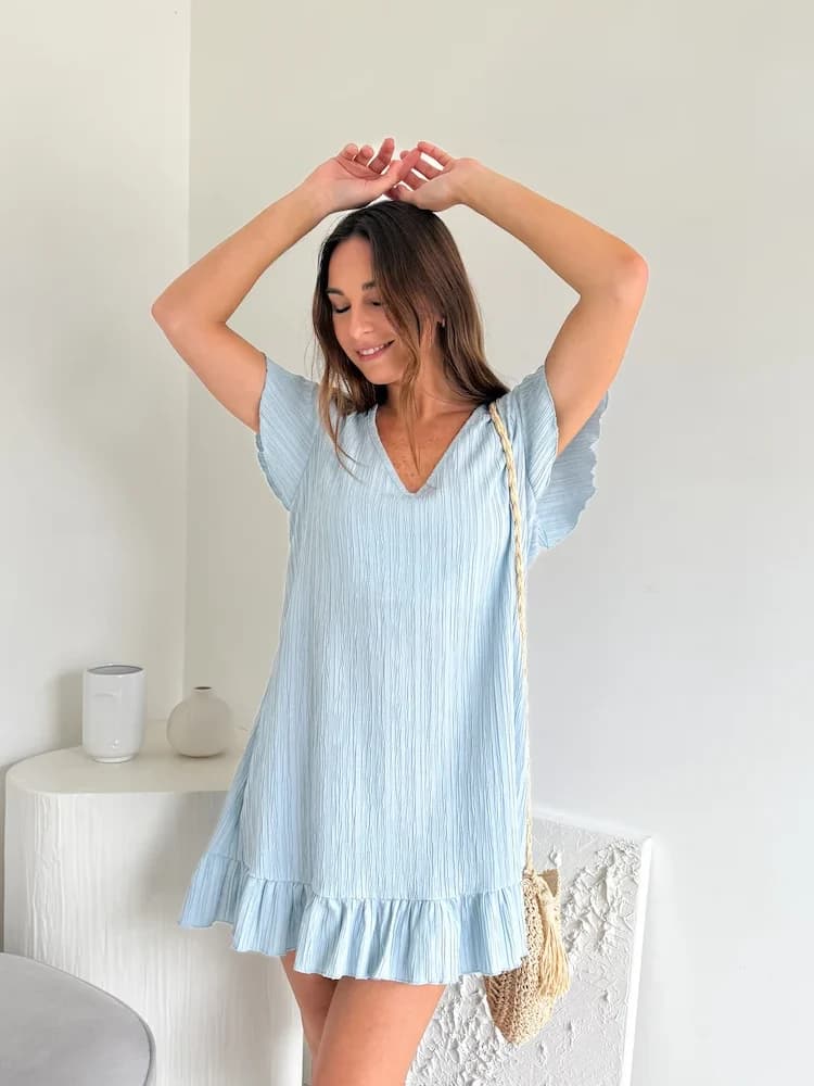 Vestido celeste con volado